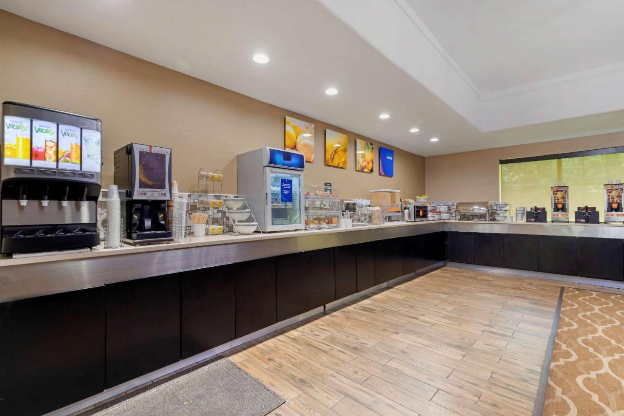 Comfort Inn & Suites Near Six Flags & Medical Center San Antonio Zewnętrze zdjęcie