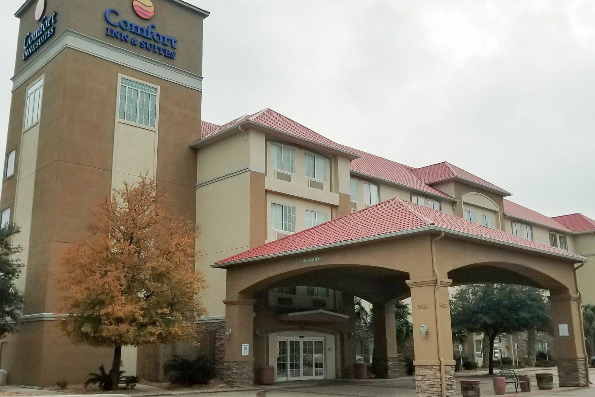 Comfort Inn & Suites Near Six Flags & Medical Center San Antonio Zewnętrze zdjęcie